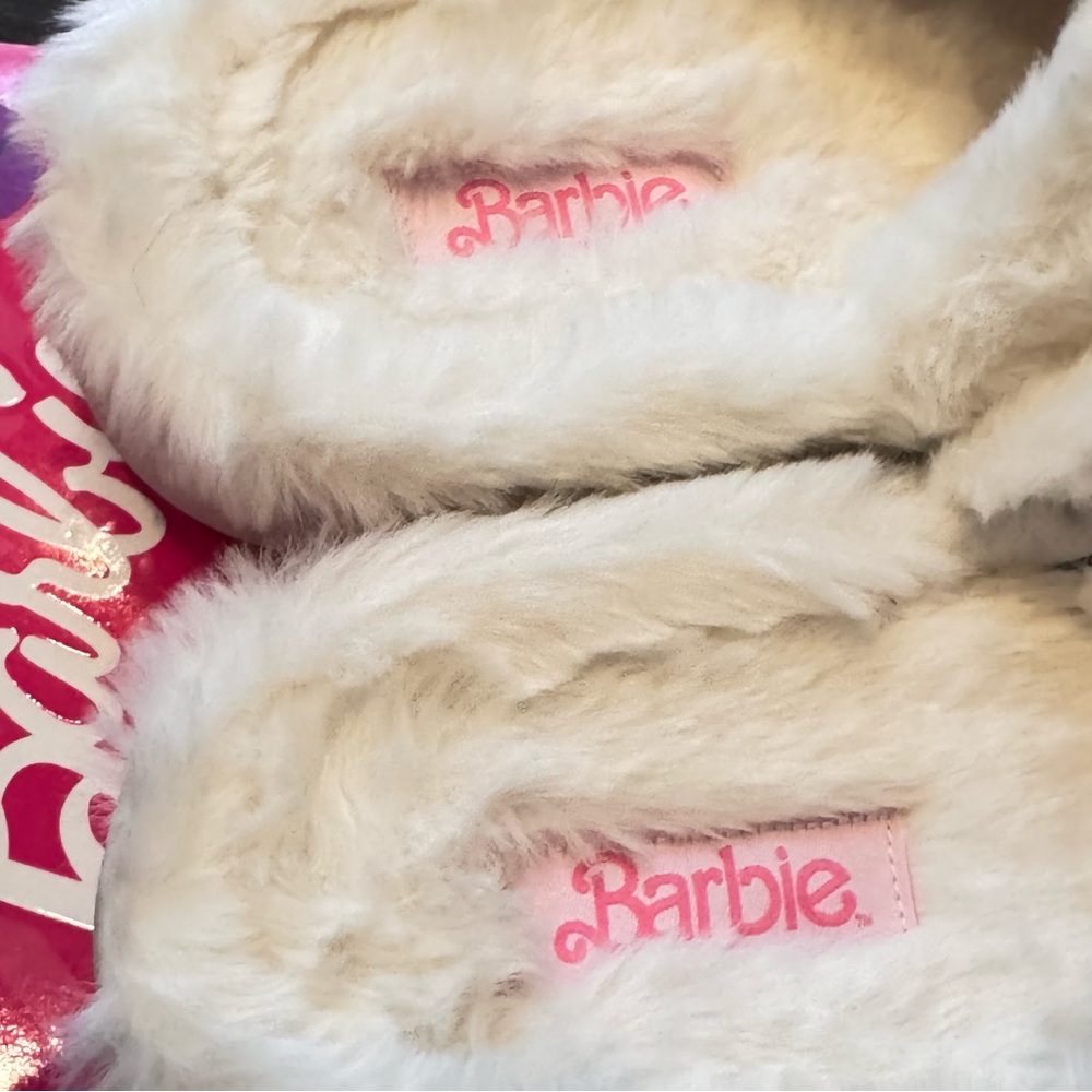 New! BARBIE SIZE XL 9.5, 10 or 10.5 faux fur pink slippers extra large white fur - Picture 4 of 6